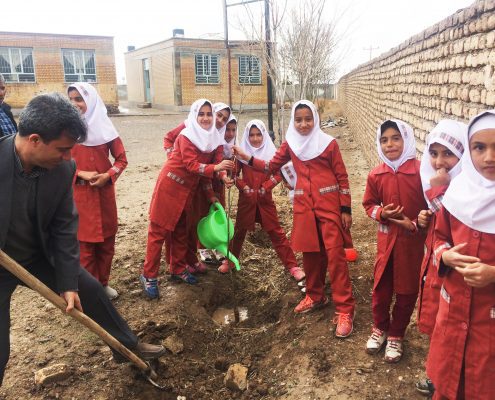 تجهيز مدارس توسط گروه صنعتي بوتان