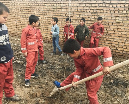 تجهيز مدارس توسط گروه صنعتي بوتان