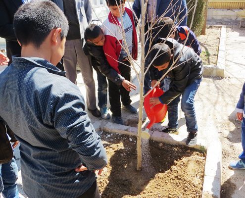 تجهيز مدارس توسط گروه صنعتي بوتان